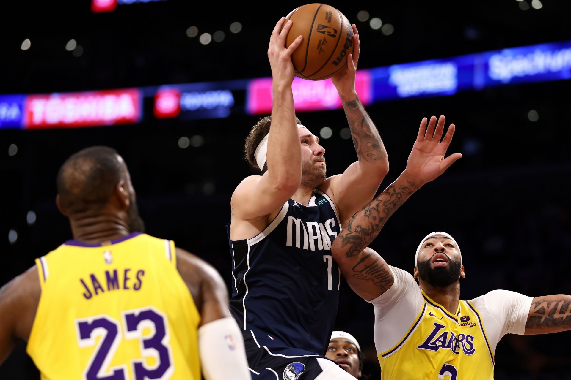 Did Luka Doncic get traded to Lakers? Breaking down Slovenian superstar's internet-breaking move