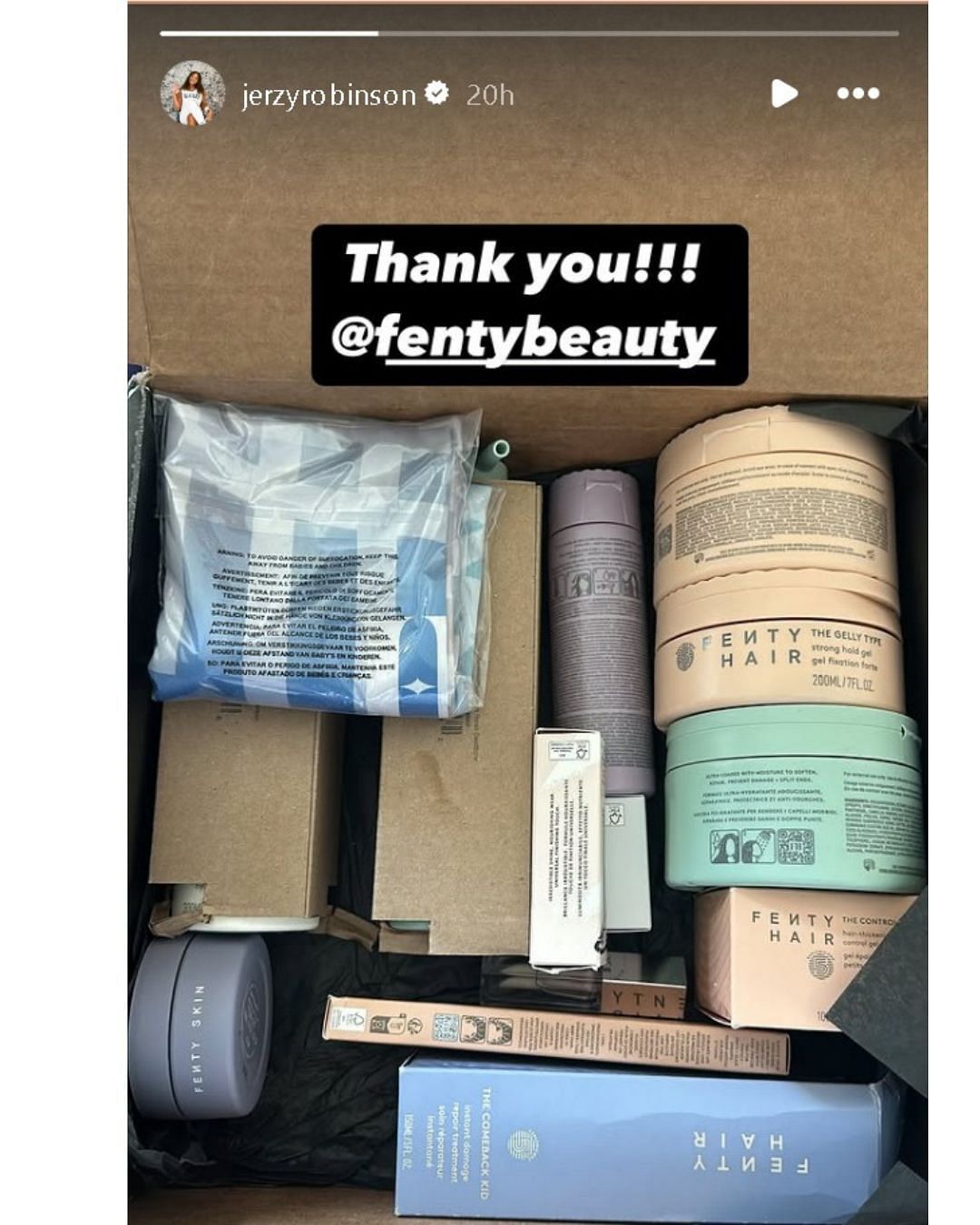 5-star prospect Jerzy Robinson shares a peek at her gift from $1.7 B Rihanna&#039;s brand via Instagram.