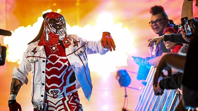 Reason why Vince Russo was "thrilled" Penta lost on WWE RAW (Exclusive)