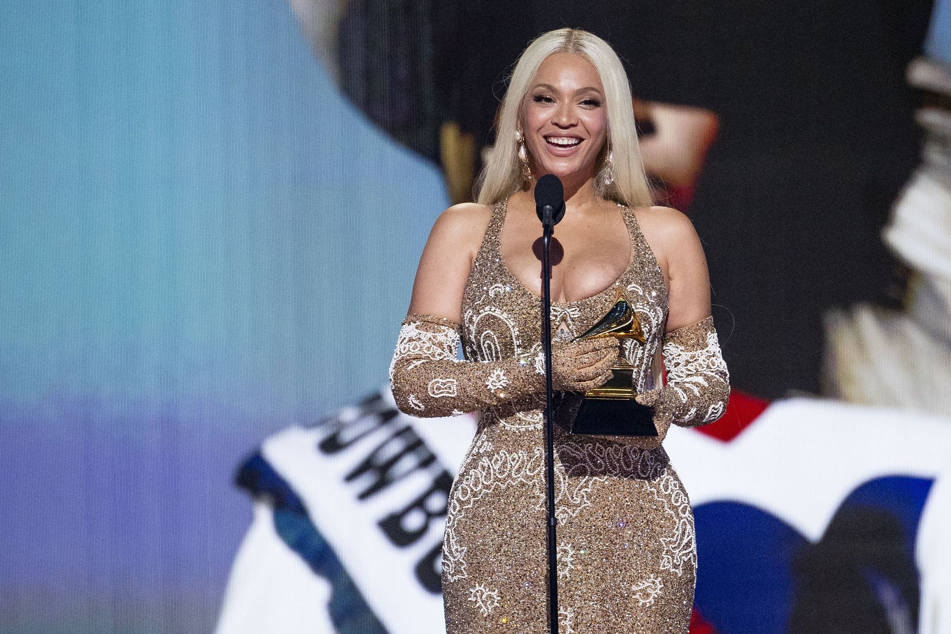 Beyonce at the 67th Annual GRAMMY Awards (Image via Getty)