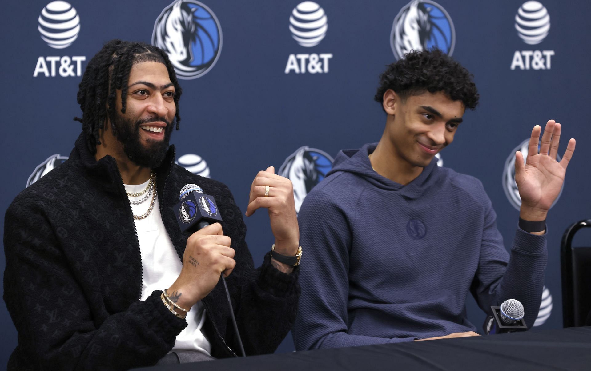 Dallas Mavericks Introduce Anthony Davis, Max Christie &amp; Caleb Martin - Source: Getty