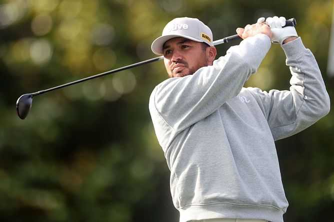 Jason Day takes a hilarious dig at self after fans get triggered over his ‘sweatsuit’ attire at the AT&T Pebble Beach Pro-Am