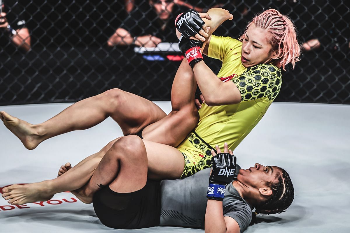 Ayaka Miura fighting Ritu Phogat | Image credit: ONE Championship