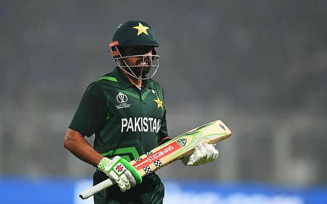 “Kaise pagal log hai” - Former Pakistan cricketer brutally slams Babar Azam’s role ahead of 2025 Champions Trophy