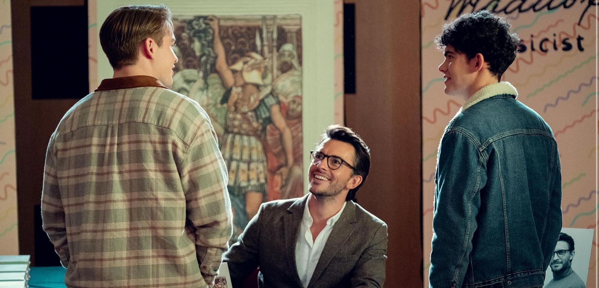 Jonathan Bailey in a still from the show Heartstopper (Image via Netflix)