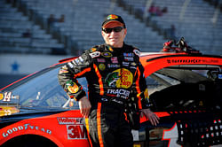 Mark Martin shares encouraging message for NASCAR journalist after his concerning ‘travel budget’ post