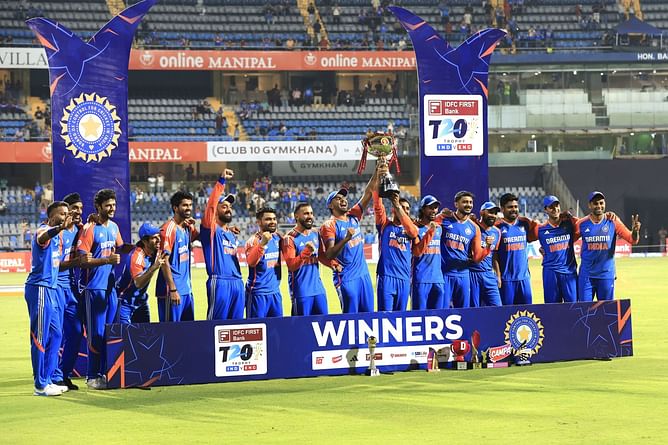 Nagpur police stop Team India member from entering hotel ahead of IND vs ENG 2025 1st ODI [Watch]