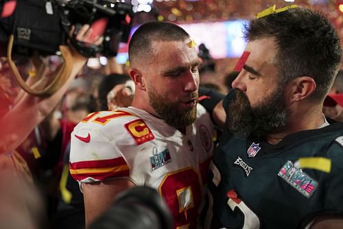 Travis Kelce #87 of the Kansas City Chiefs speaks with Jason Kelce #62 of the Philadelphia Eagles after the Super Bowl 2023. (Credits: Getty)