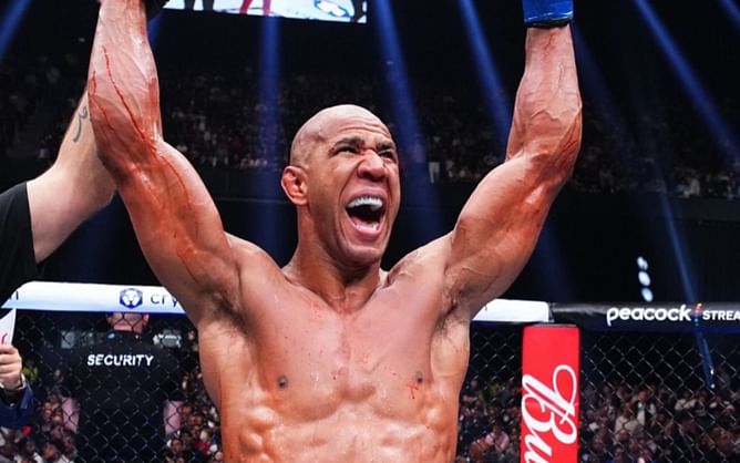 "How TF did he come back with his face falling off?" - When an ex-UFC champ was blown away by Gregory Rodrigues' "toughness" following a horrific cut