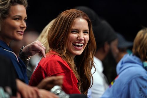 Sophia Bush (image via Getty)