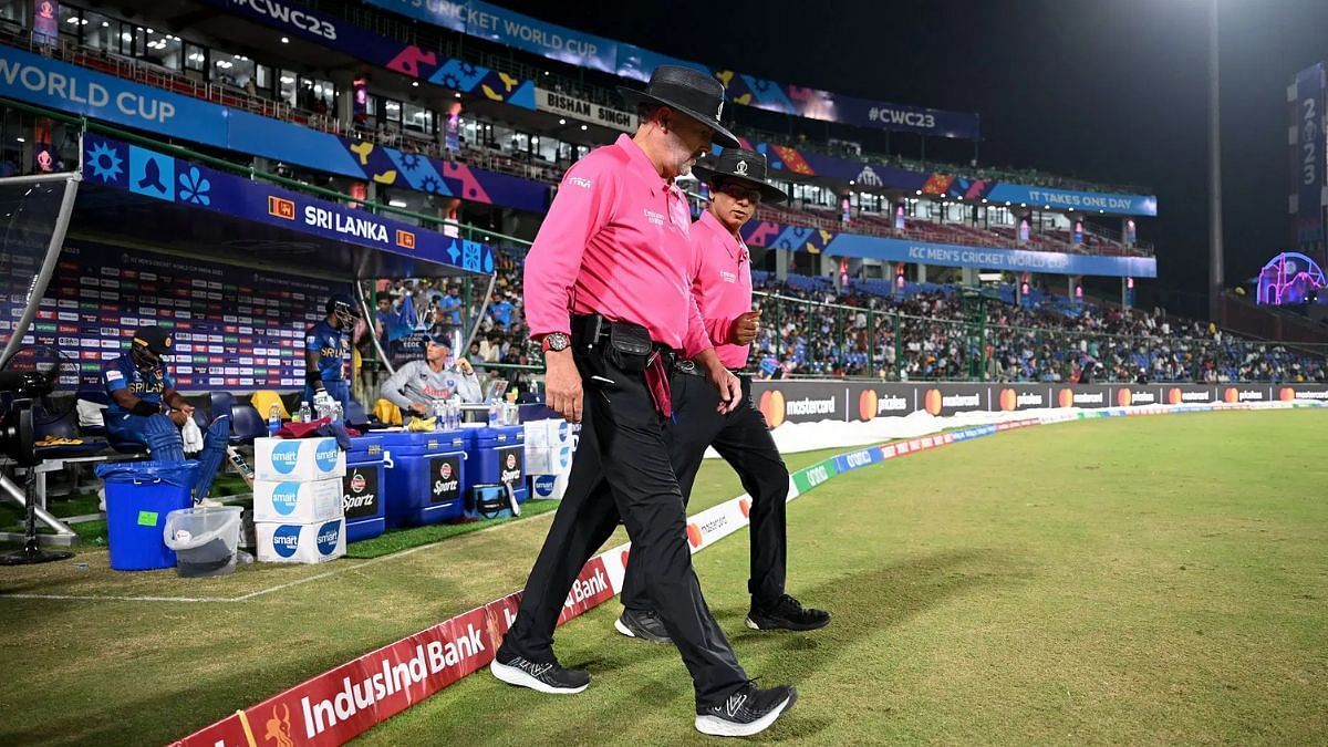 अंपायर रिचर्ड इलिंगवर्थ (Photo Credit_Getty)