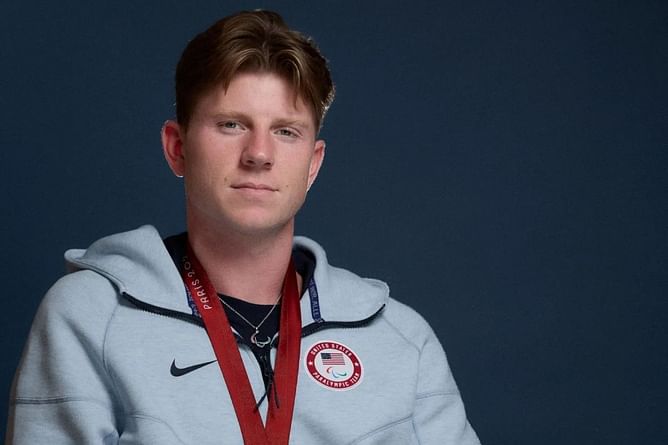 "I see holes, these hairs from the bottom"- Hunter Woodhall shares heartbreaking incident with Olympic gold medal as he asks for fan's opinion