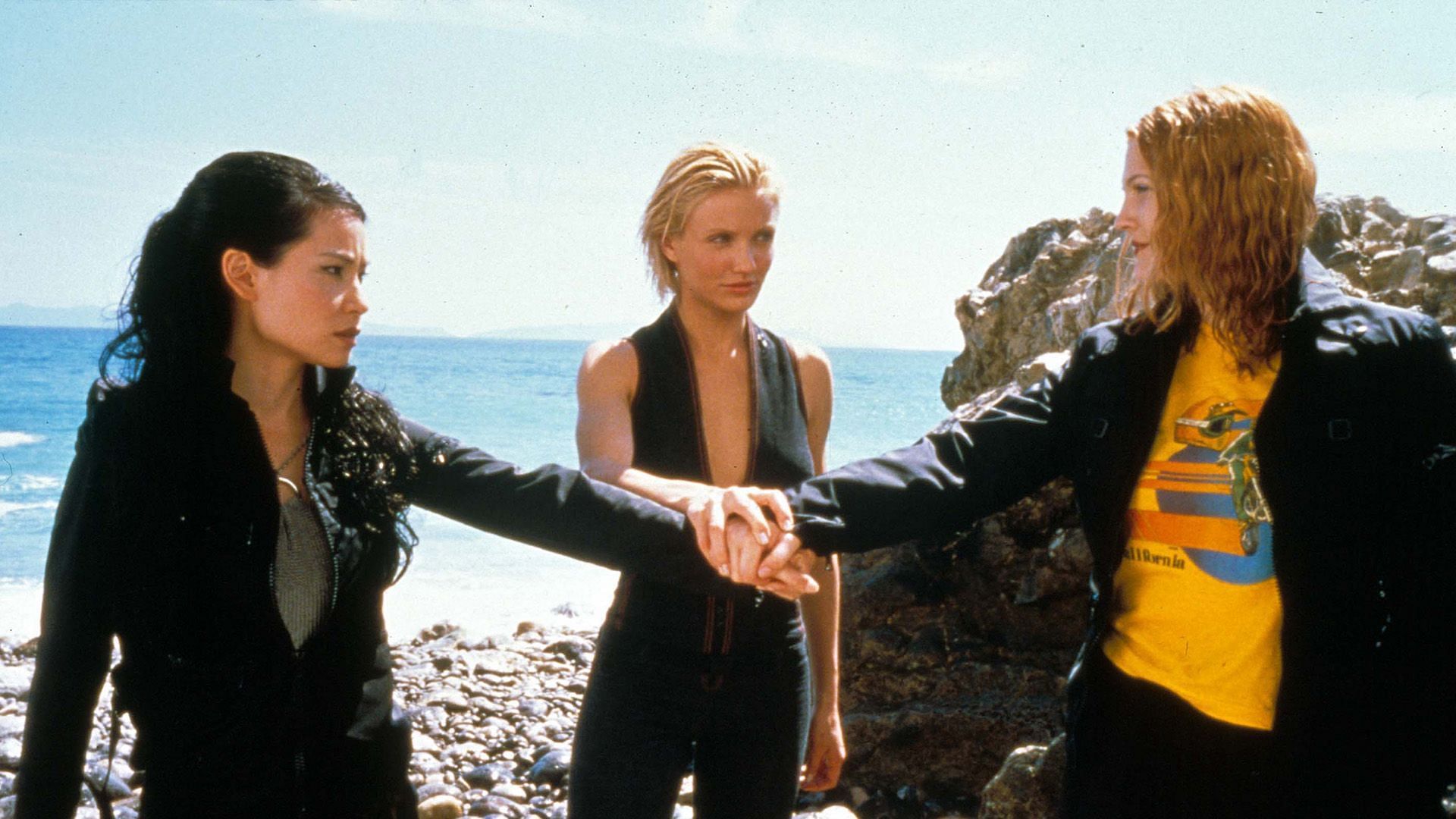 Still from Charlie&#039;s Angels (Image via Columbia Pictures)