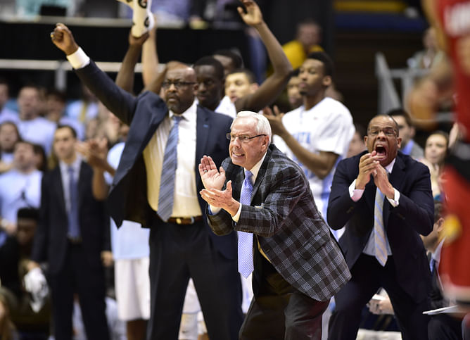 Roy Williams wants Hubert Davis to prove all UNC critics wrong so he can "look at all those su**ers and tell them to shut up"