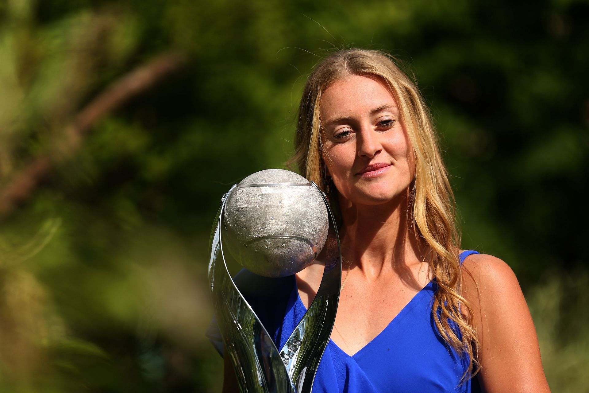 In Picture: Kristina Mladenovic posing with the women&#039;s doubles World No. 1 trophy at the 2019 French Open (Source: Getty)