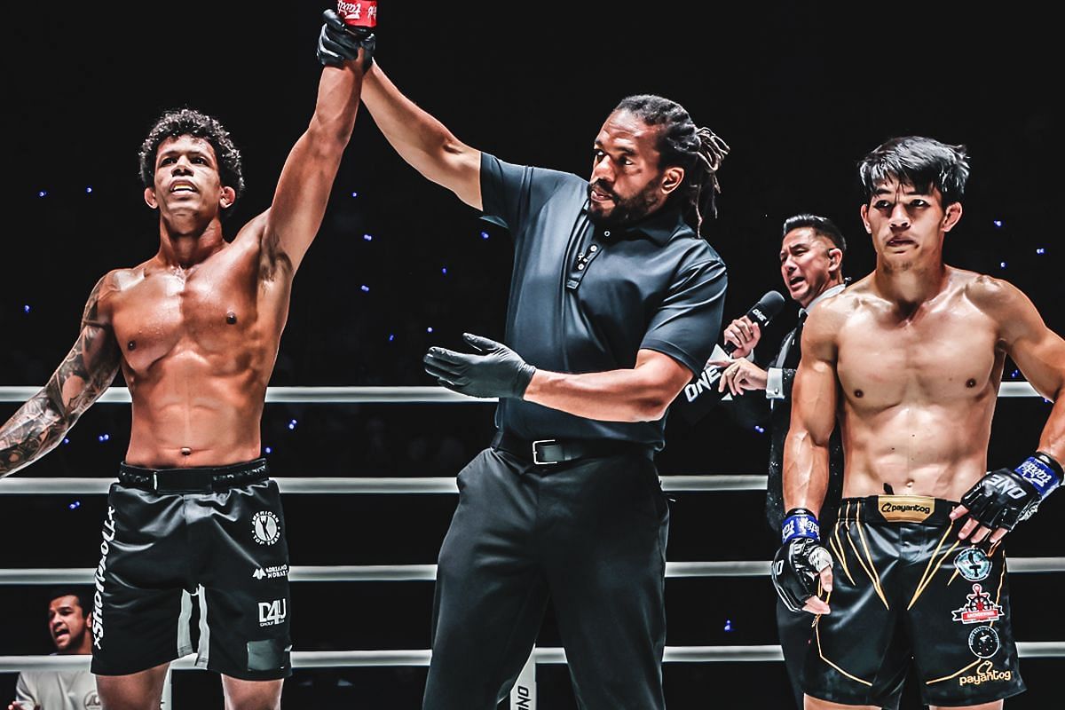 Adriano Moraes (L) beats Danny Kingad (R) | Image by ONE Championship