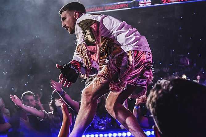 “I’m pretty good at it” - British superstar Jonathan Haggerty says he had no problems switching bases from Muay Thai to kickboxing