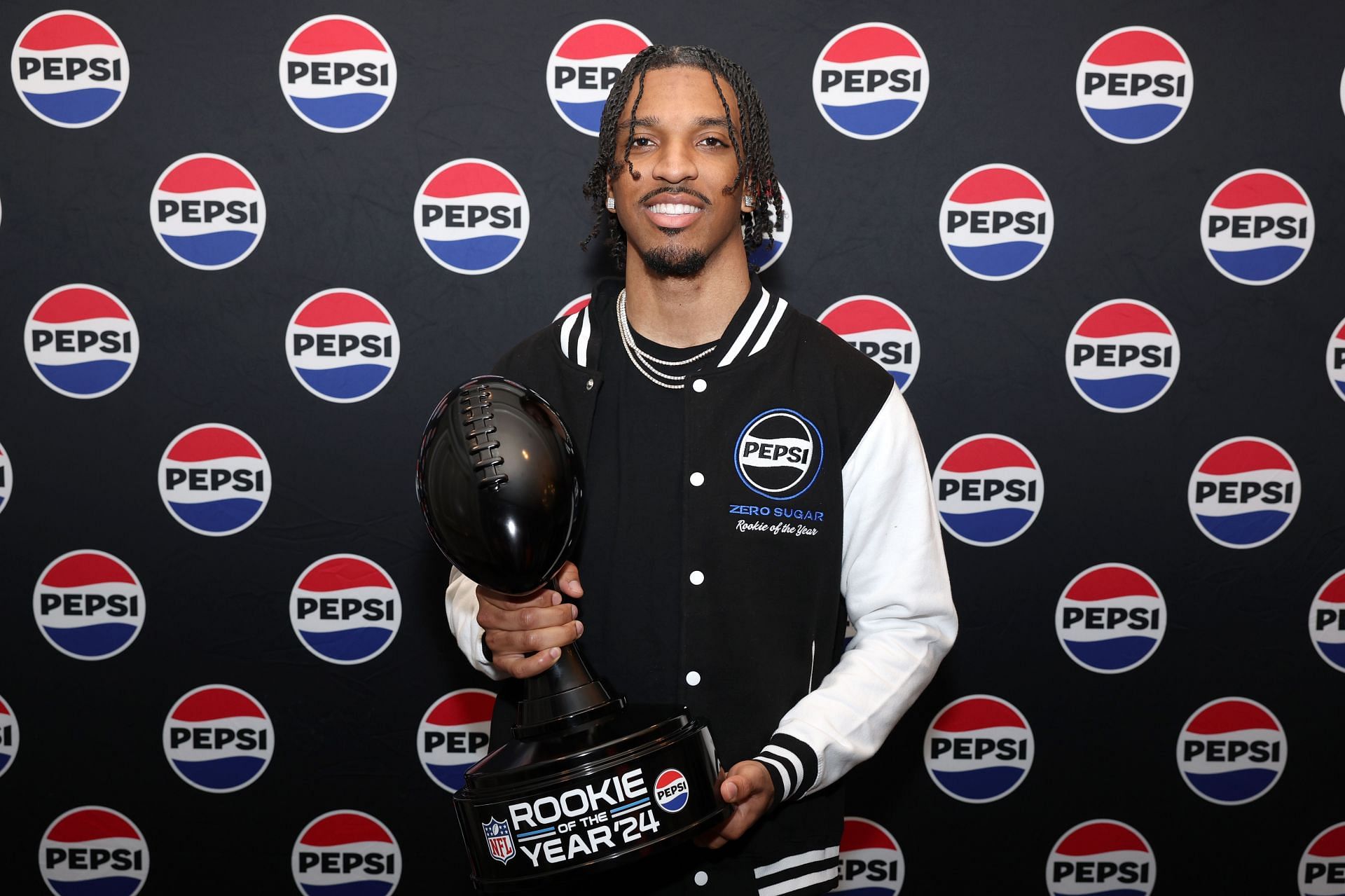 Jayden Daniels Is Named The 2024 Pepsi Zero Sugar NFL Rookie Of The Year - Source: Getty