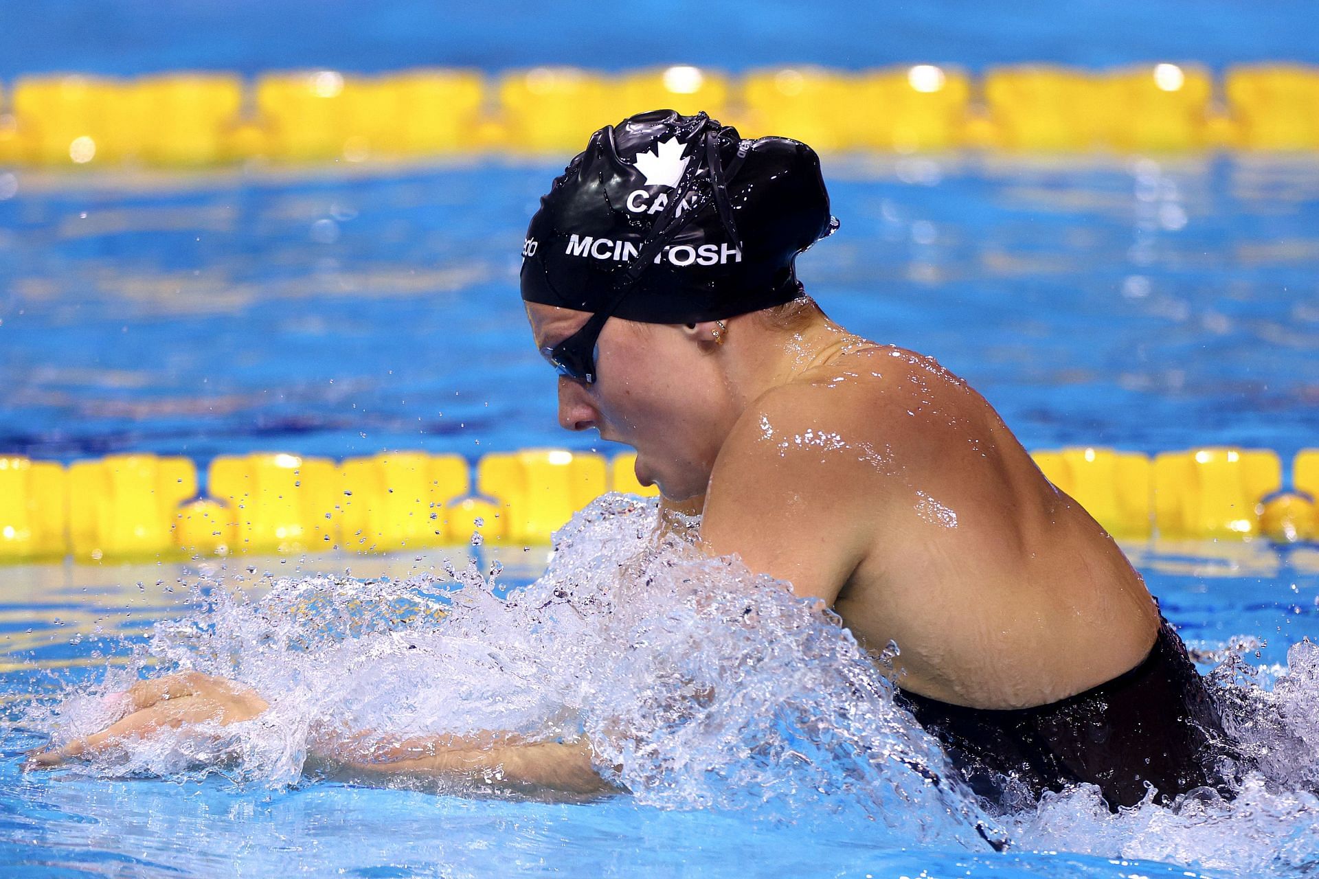 McIntosh during the Women&#039;s 400m medley final at the Short Course World Championships in Budapest (Image via: Getty Images)