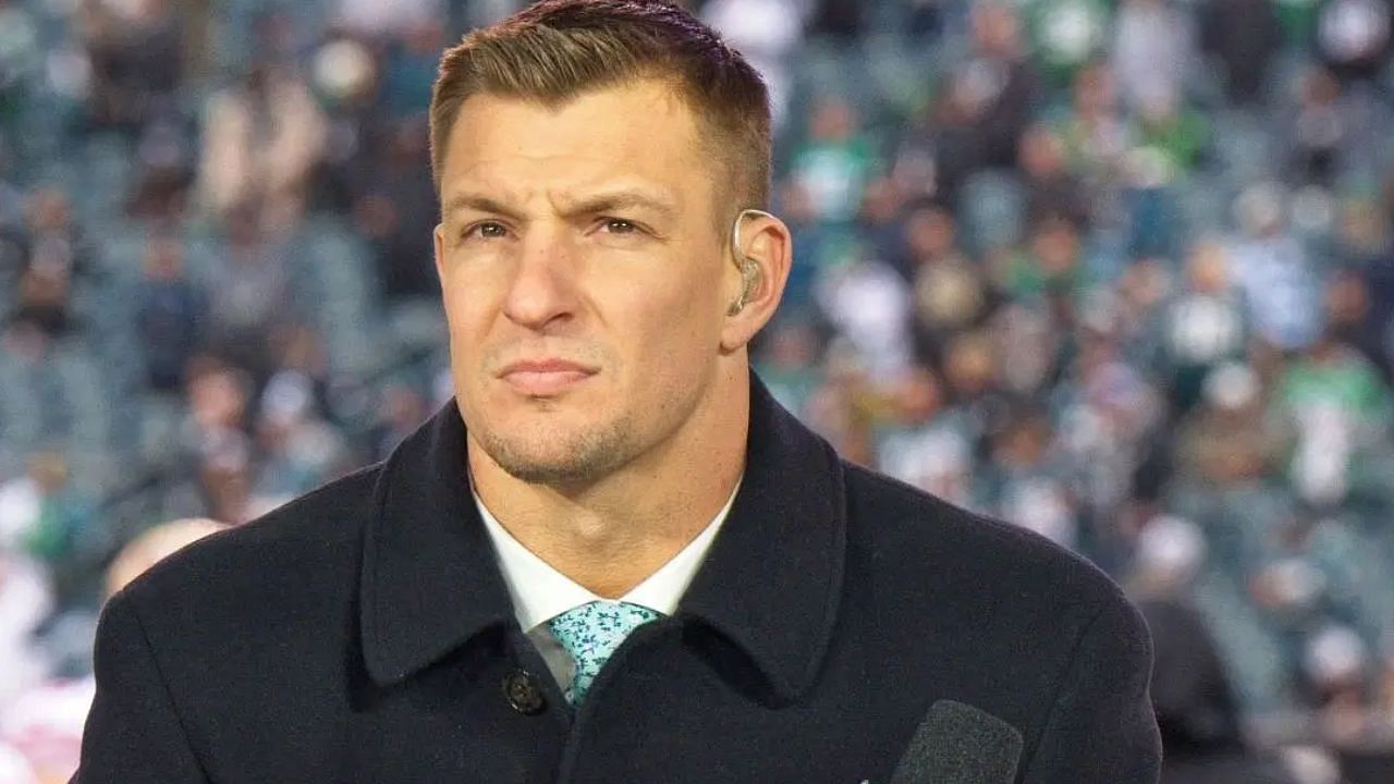 Patriots Super Bowl champ Rob Gronkowski drops Super Bowl 59 prediction for Chiefs vs Eagles