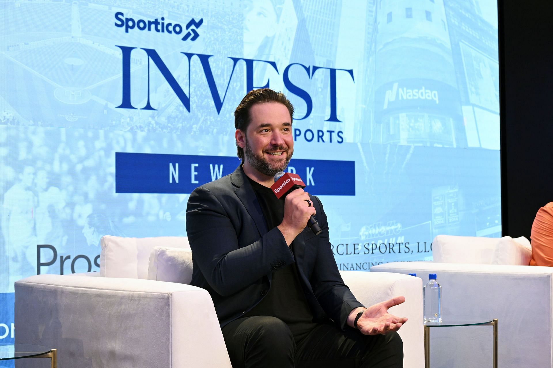 Alexis Ohanian addressing the crowd at an event - Source: Getty