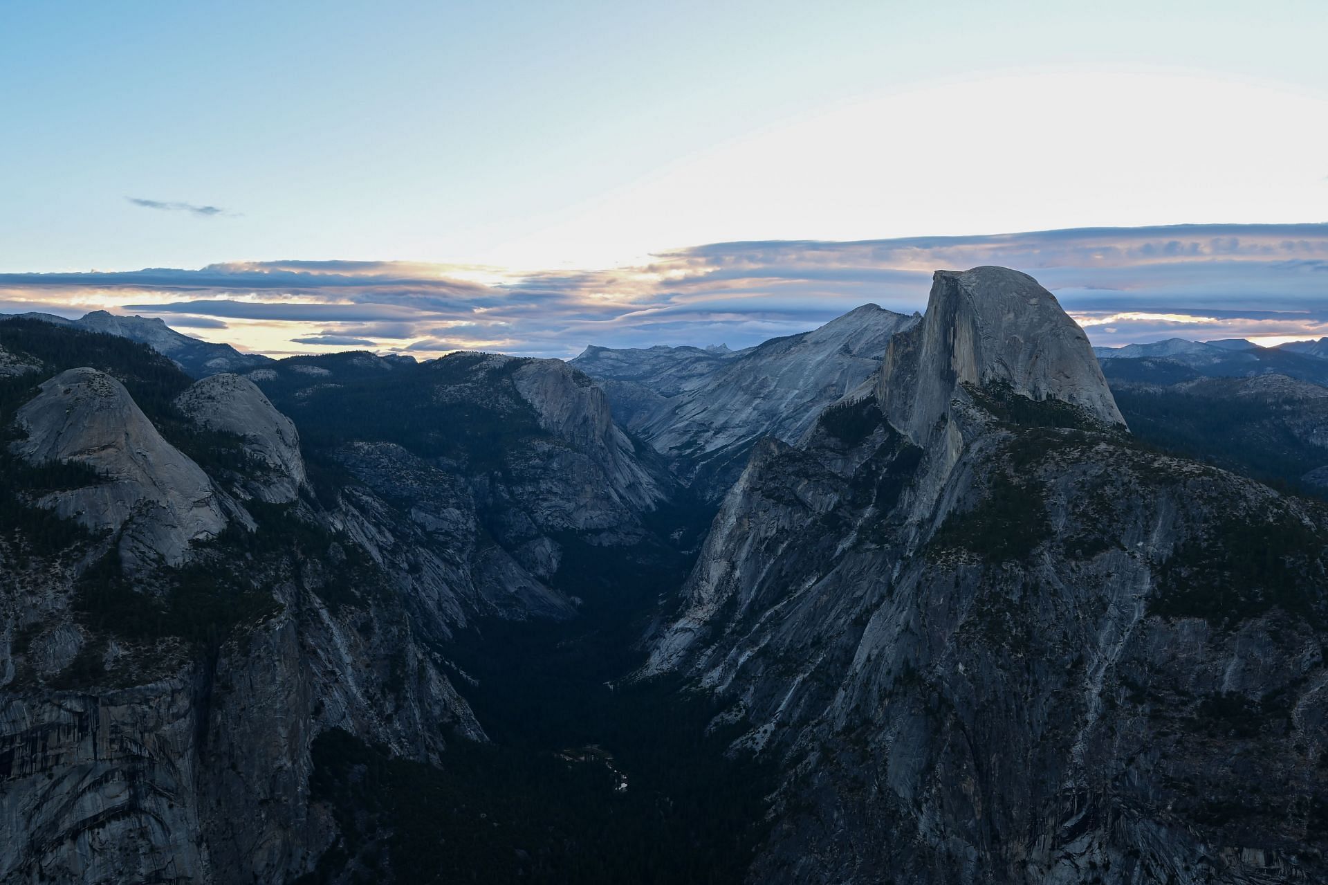 Yosemite National Park of California, which will be featured in Yellowstone to Yosemite featuring Kevin Costner (Image via Getty)