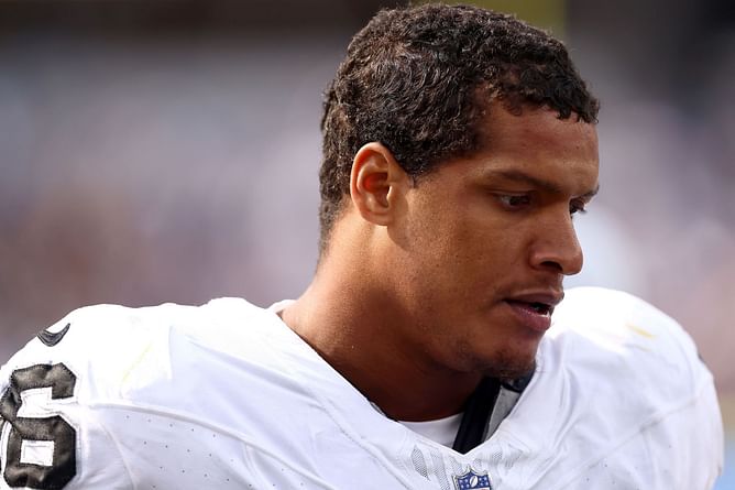Ex-Raiders DE Isaac Rochell announces retirement in emotional post
