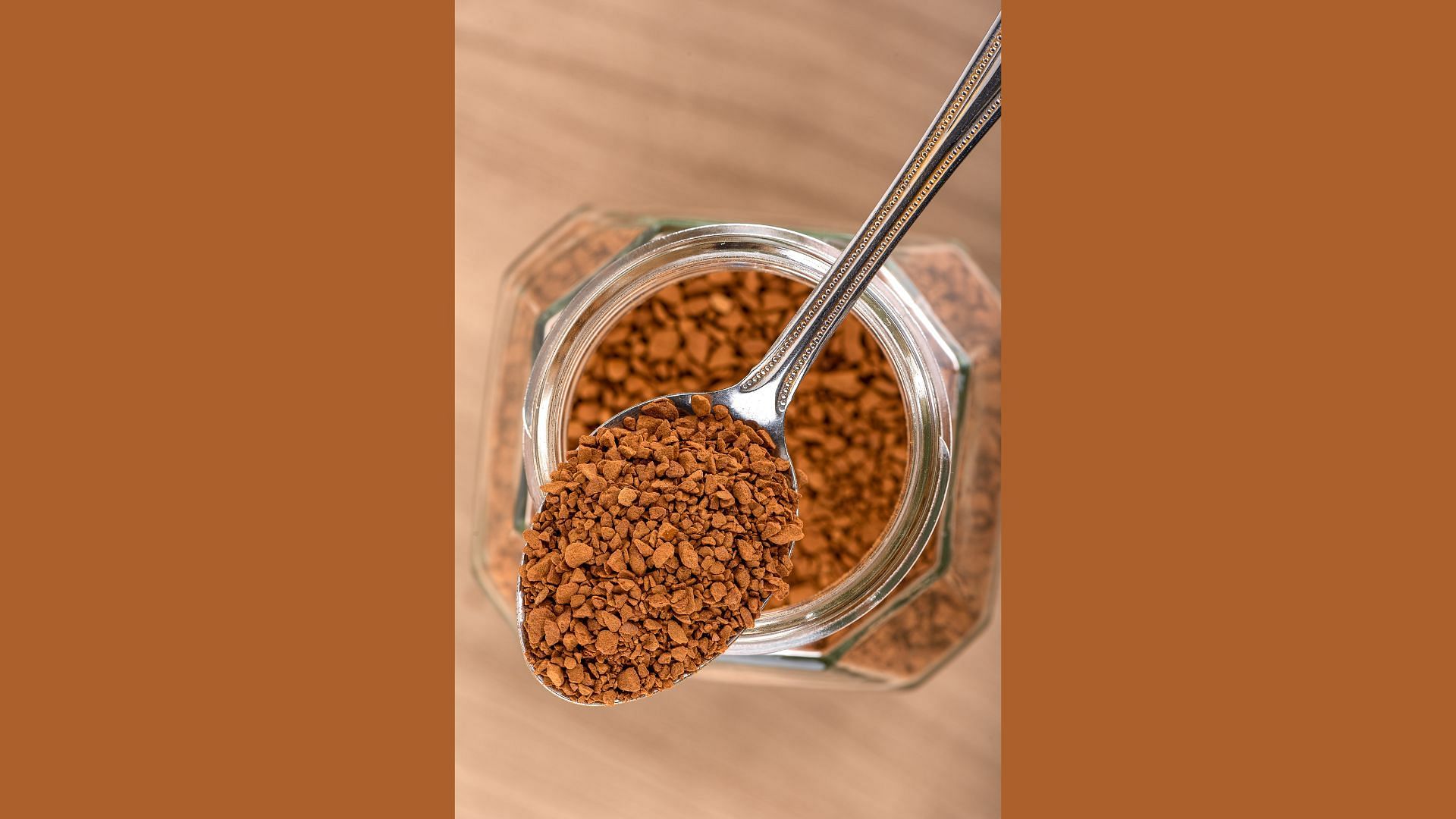 Instant coffee is made by dehydrating concentrated liquid coffee (Image via Canva)