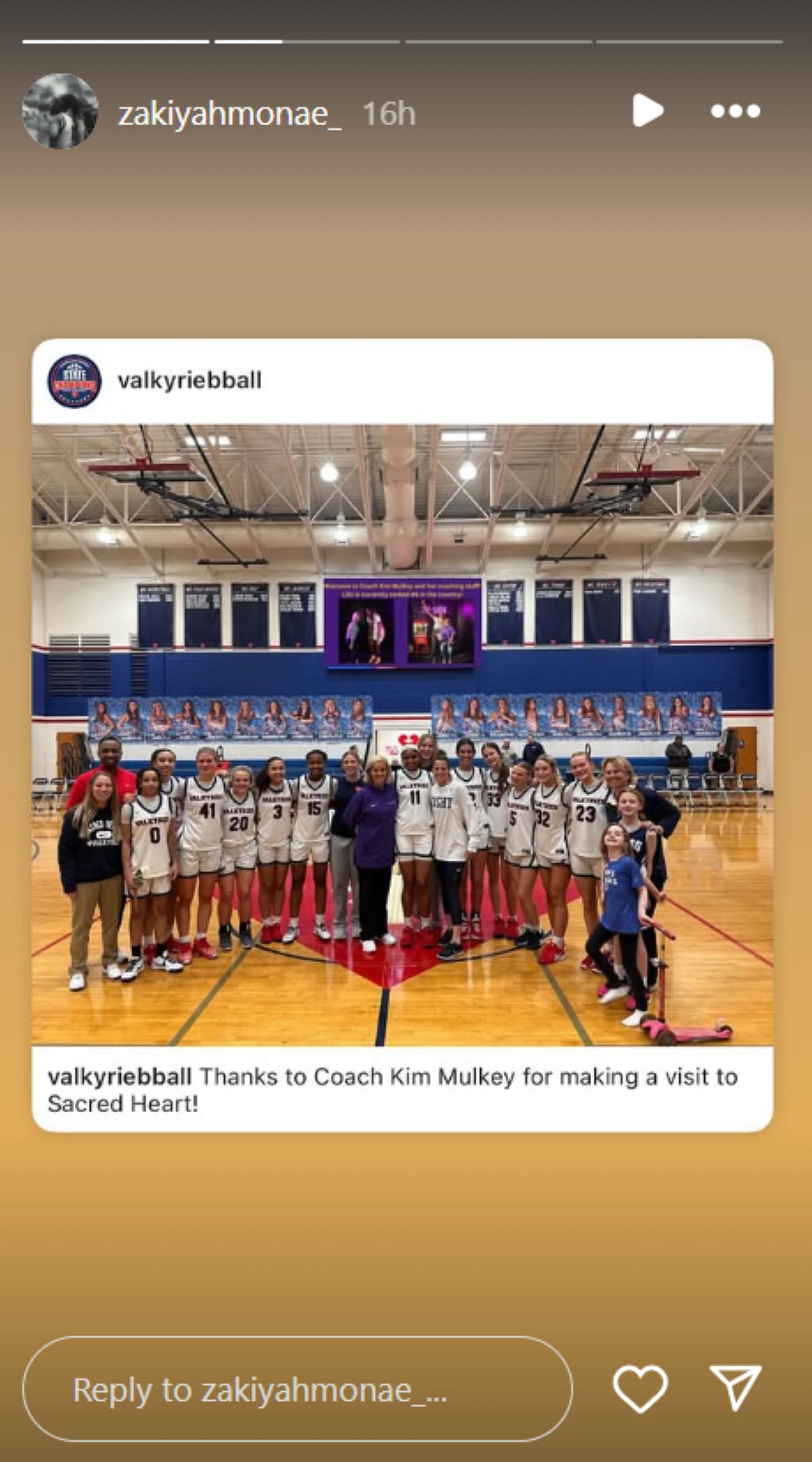 LSU commit Johnson reshares snap of Kim Mulkey&#039;s visit to her high school (Credits: @zakiyahmonae_ Instagram)