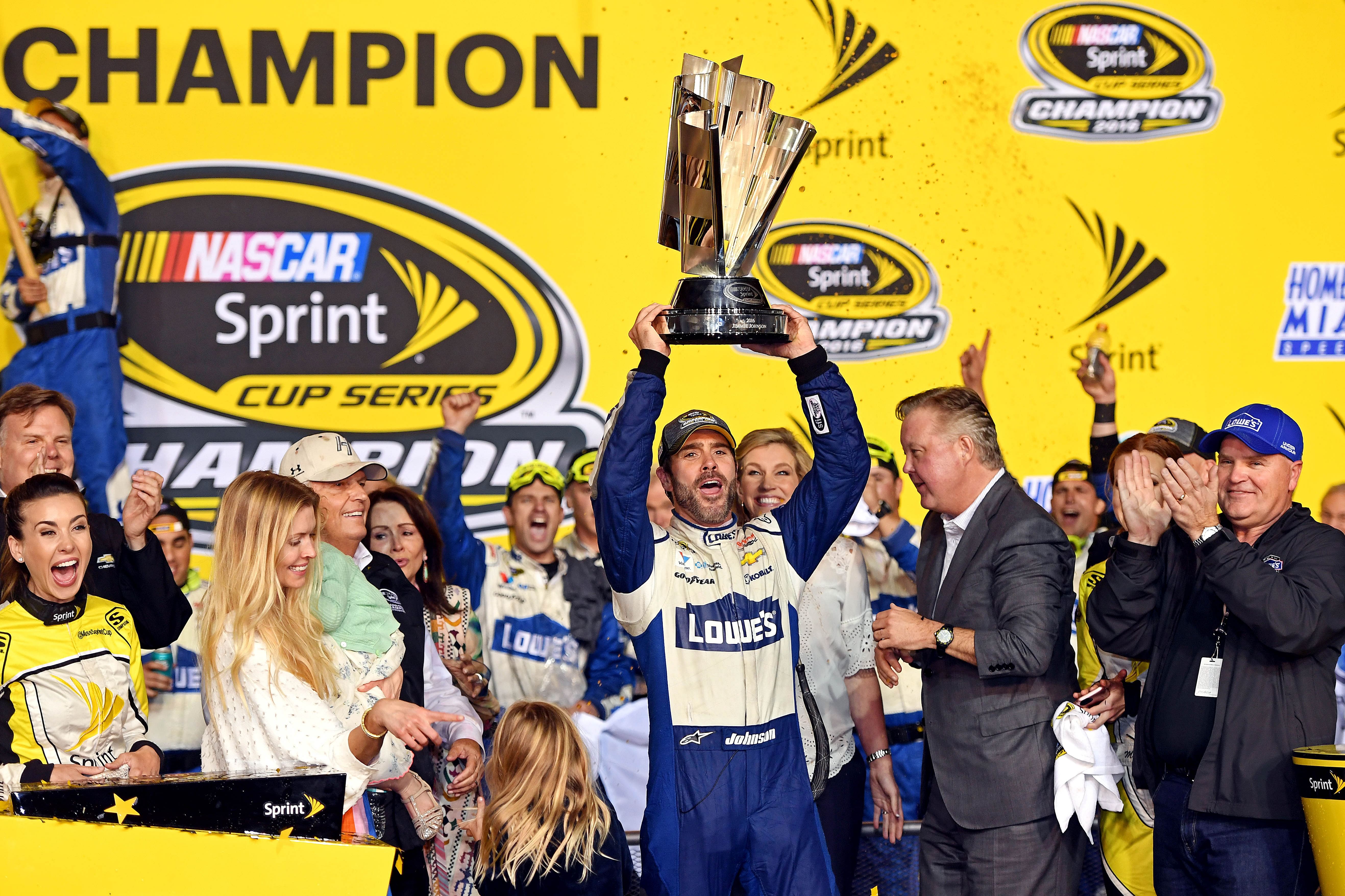 Jimmie Jonhson celebrating his seventh championship at Homestead-Miami in 2016 - Source: Imagn