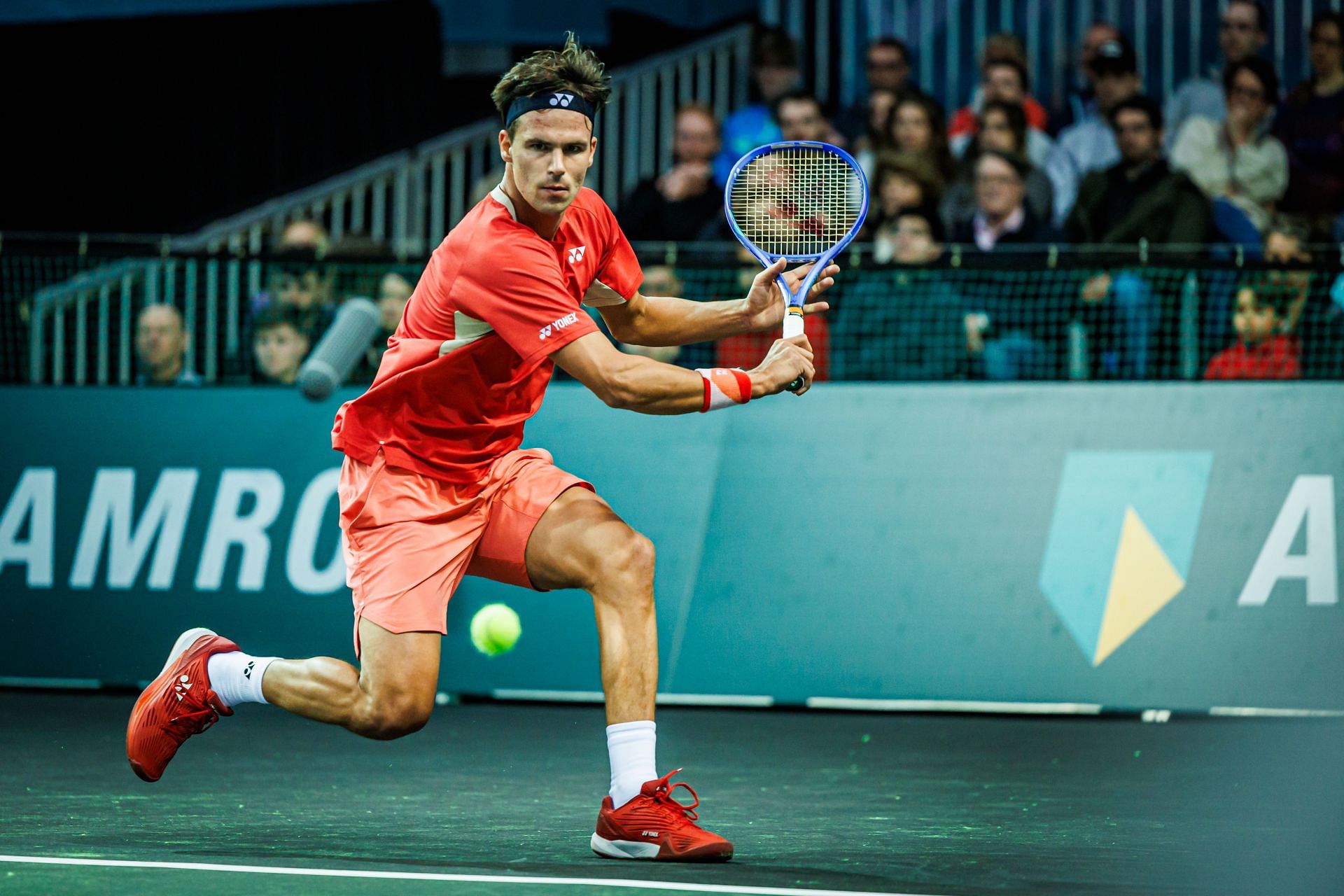 Daniel Altmaier in action at the ABN AMRO World Tennis Tournament 2025 - Source: Getty