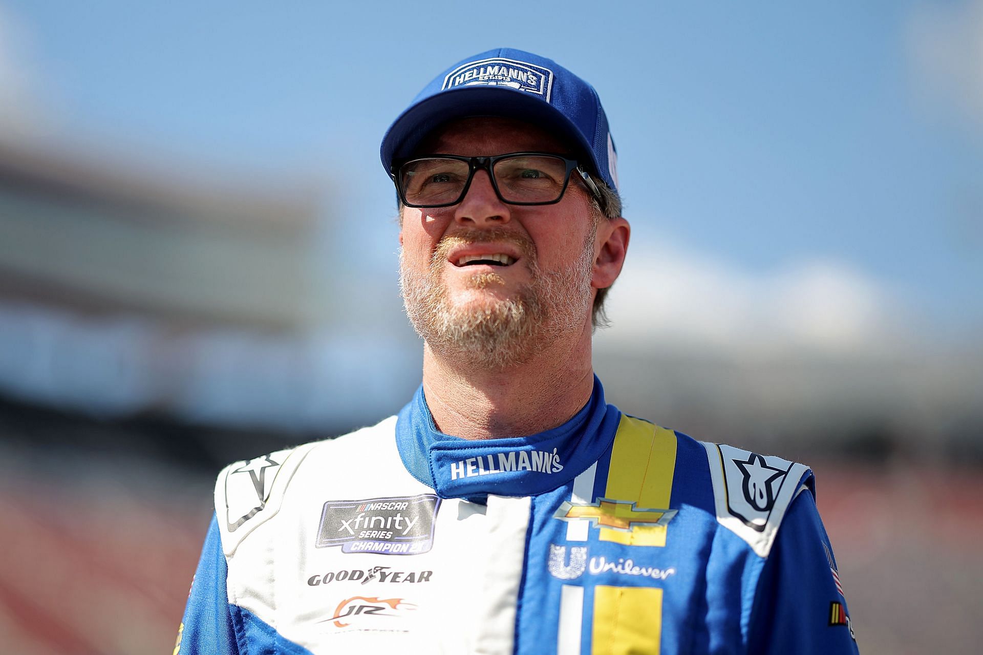 Dale Earnhardt Jr. looks on during qualifying for the NASCAR Xfinity Series Food City 300 (September 20, 2024 - Source: Getty)