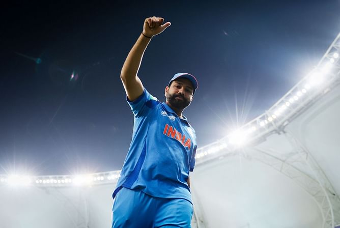 Rohit Sharma's fun pose with daughter as he rejuvenates after IND vs PAK 2025 Champions Trophy clash [In Picture]