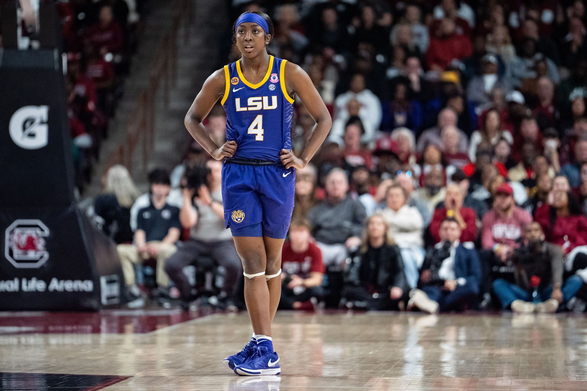 LSU star Flau&#039;jae Johnson during the game against South Carolina. (Credits: Getty)