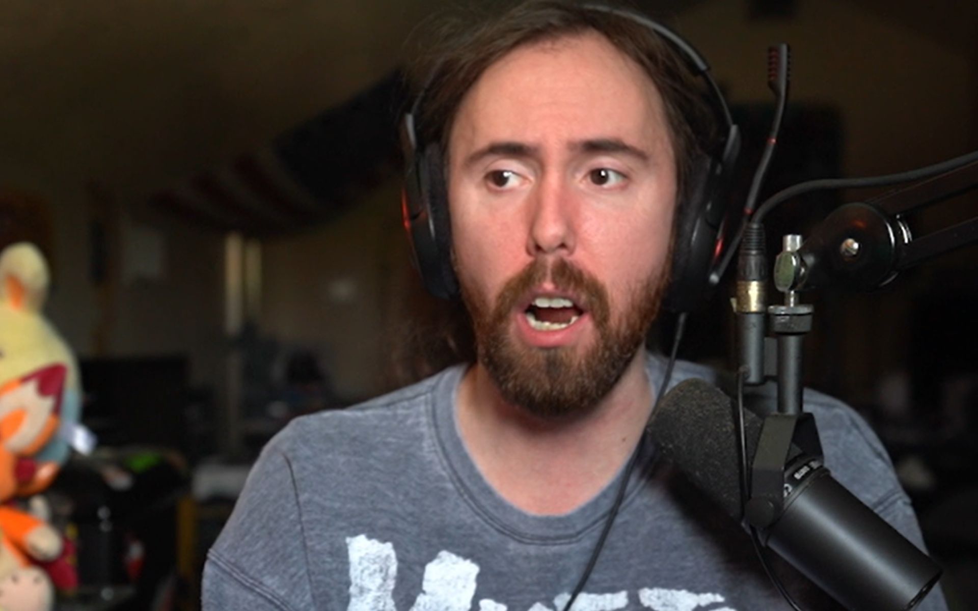 "I got $9 from ads": Asmongold reveals his Twitch income