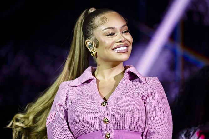 "Is she lowkey trying to say hes abusive?" — Internet reacts as Latto says her boyfriend body-slammed her on the bed, broke her laptop