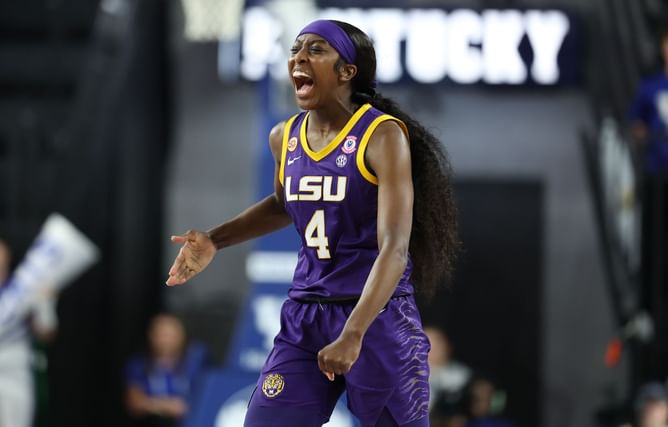 $1.5M NIL-valued Flau'jae Johnson reveals why LSU coaches will "never" get a bag after she surprised her teammates with designer goodies