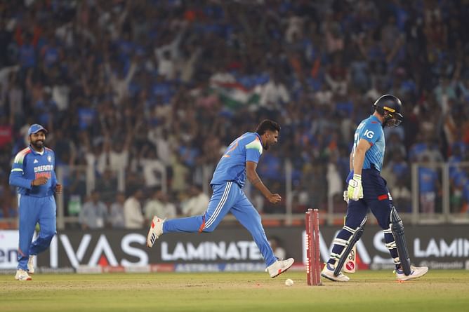 England pacer takes a nap as visitors crumble in IND vs ENG 2025 3rd ODI [Watch]