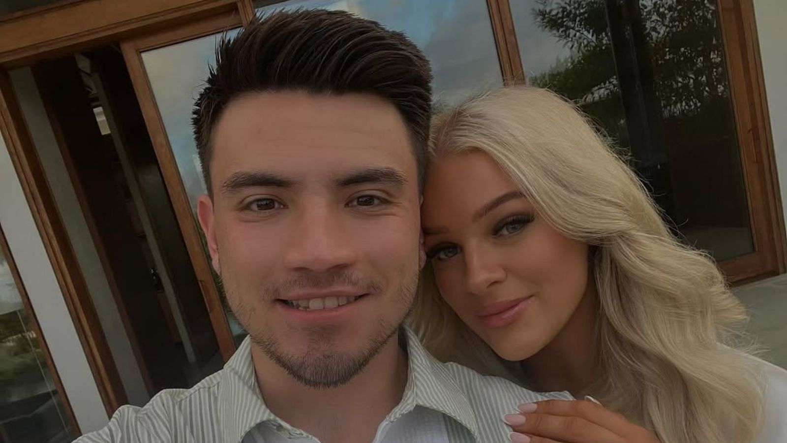 Nick Suzuki and fiancee Caitlin Fitzgerald turn heads in Habs charity gala