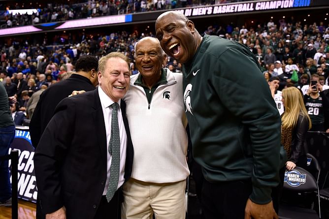 "Big Ten’s most-winningest coach in history!" - Magic Johnson honors MSU HC Tom Izzo after his legendary accomplishment