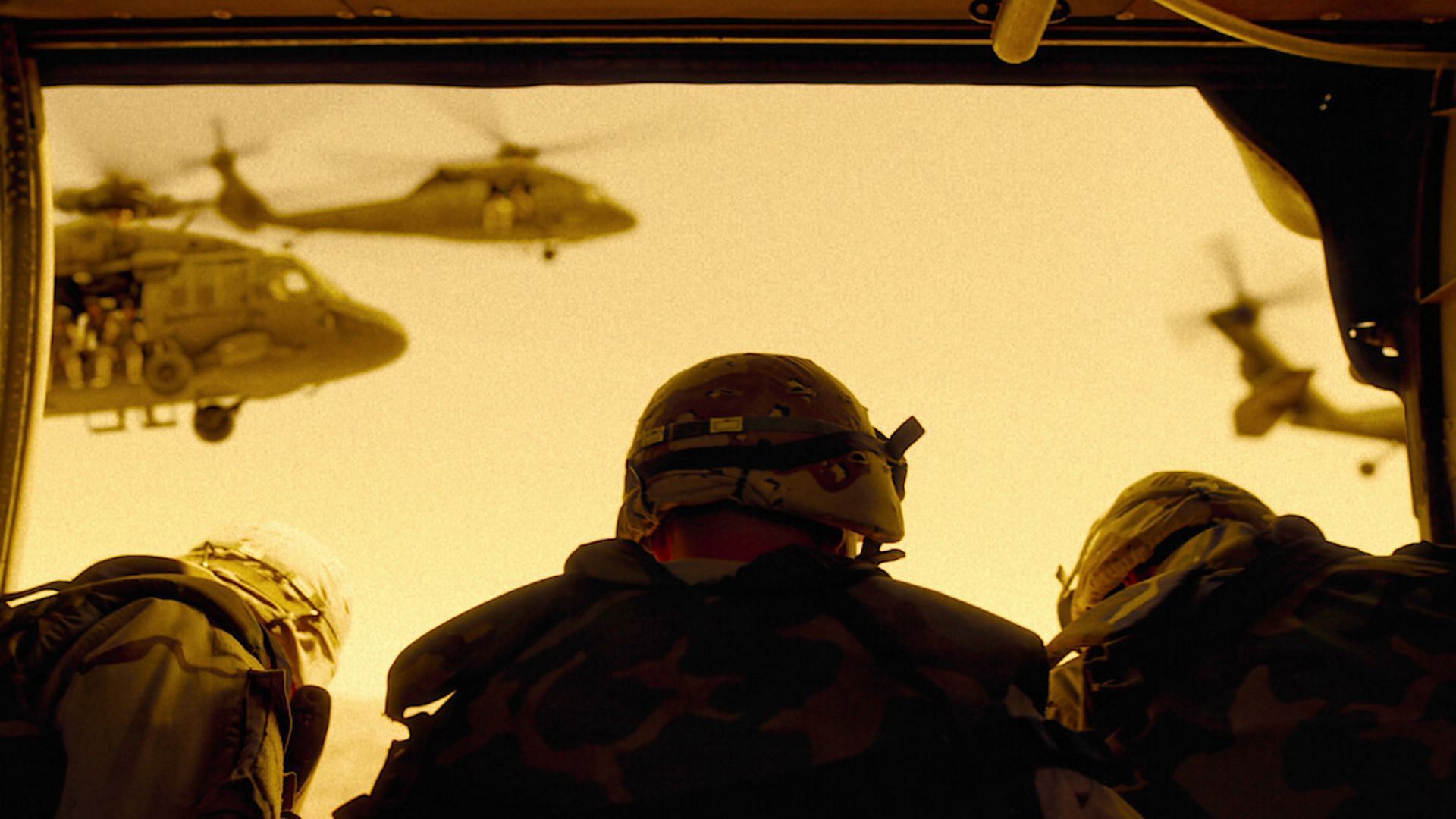 Surviving Black Hawk Down provides an in-depth look at the Battle of Mogadishu (Image via Netflix)