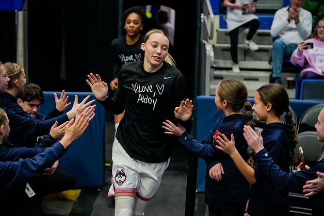 “Walking into that arena, everybody hates you, everybody hates your guts:” Paige Bueckers previews UConn’s next game vs Tennessee