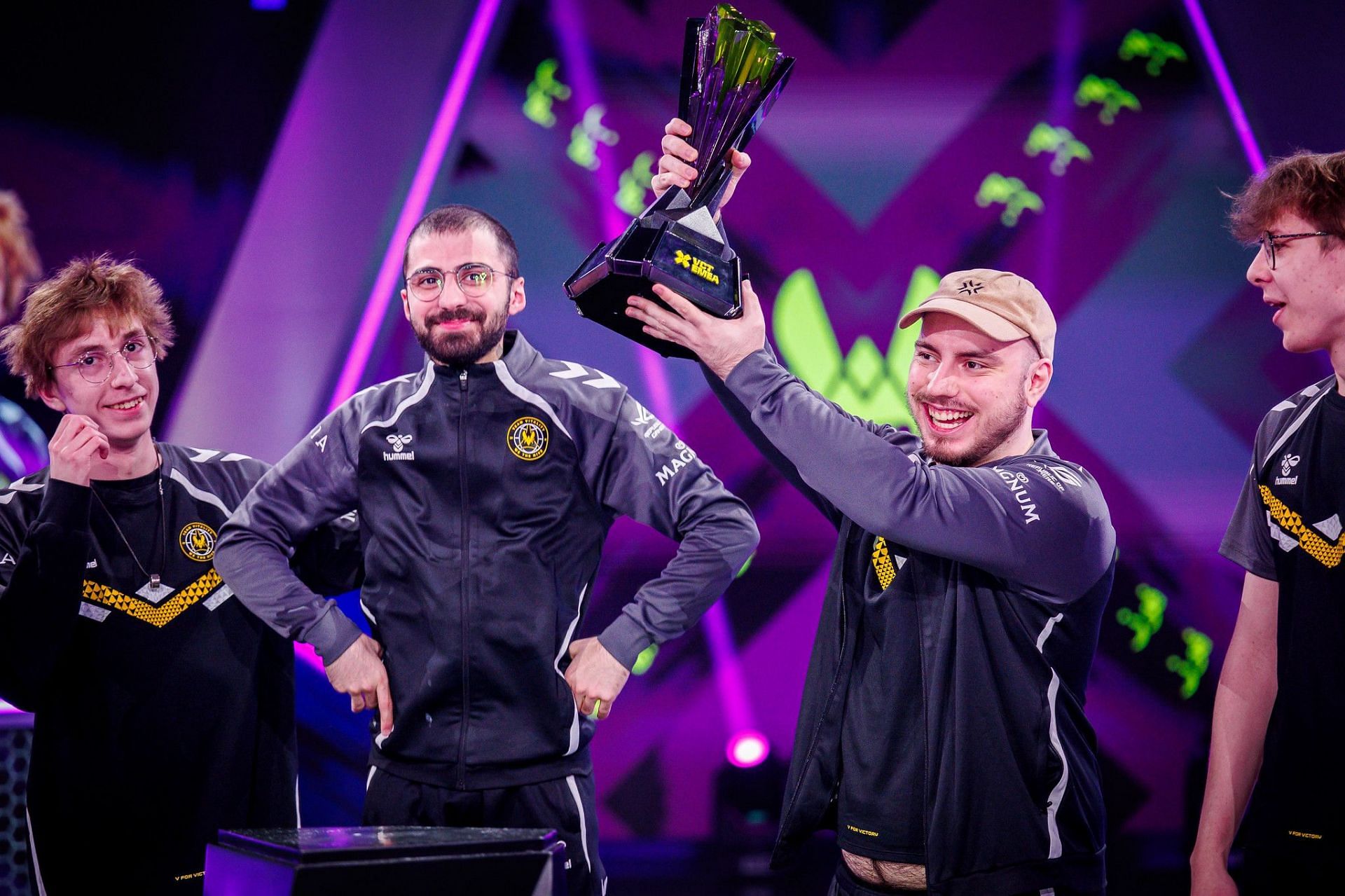 Derke with Sayf and the VCT EMEA Kickoff trophy (Image via Riot Games)