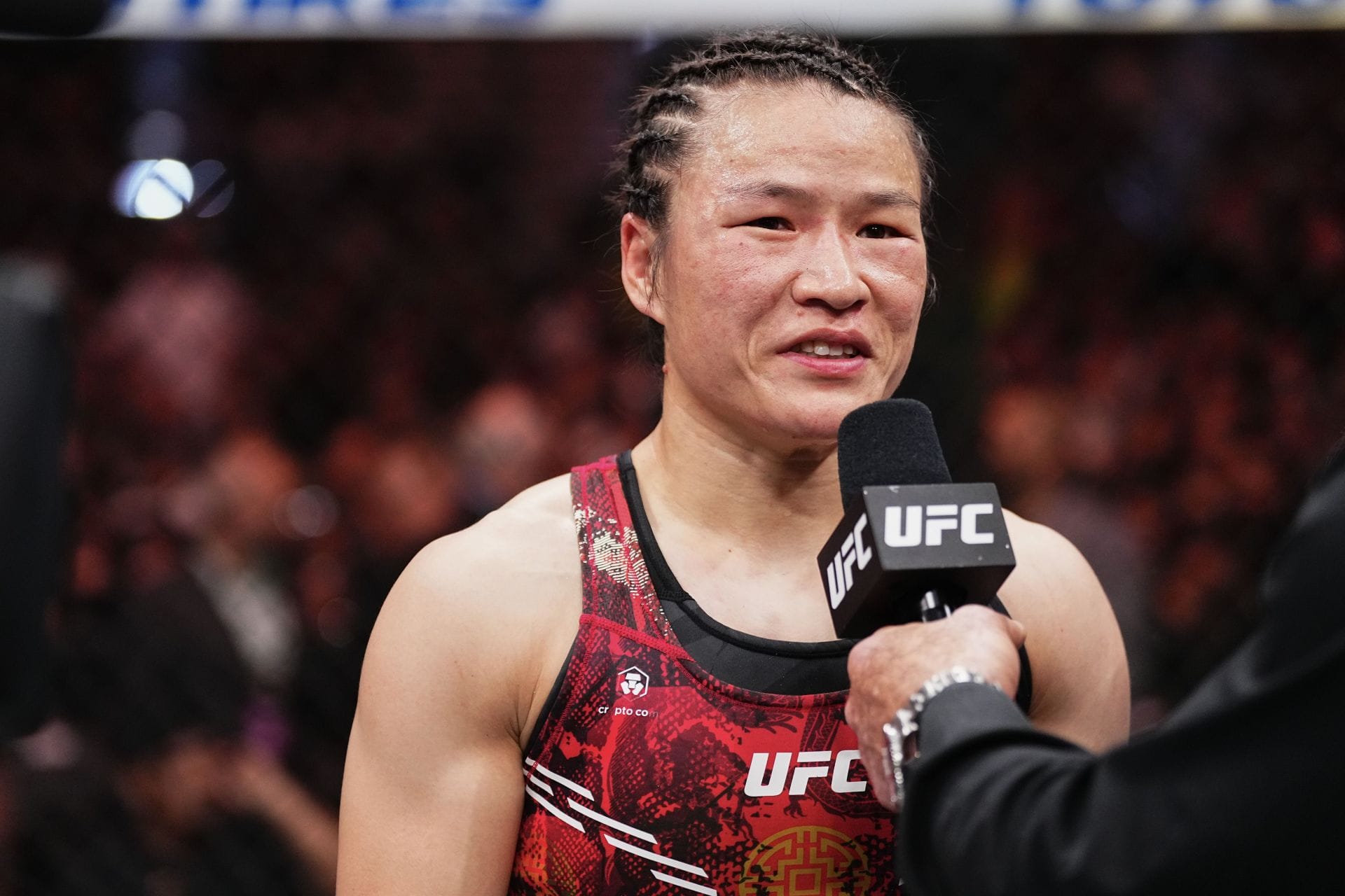 Zhang Weili's record