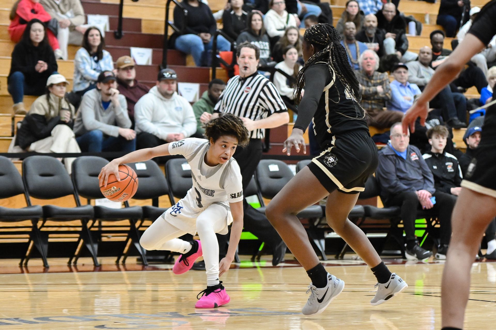 HIGH SCHOOL BASKETBALL: JAN 18 Spalding Hoophall Classic - Morris Catholic vs Archbishop Mitty - Source: Getty