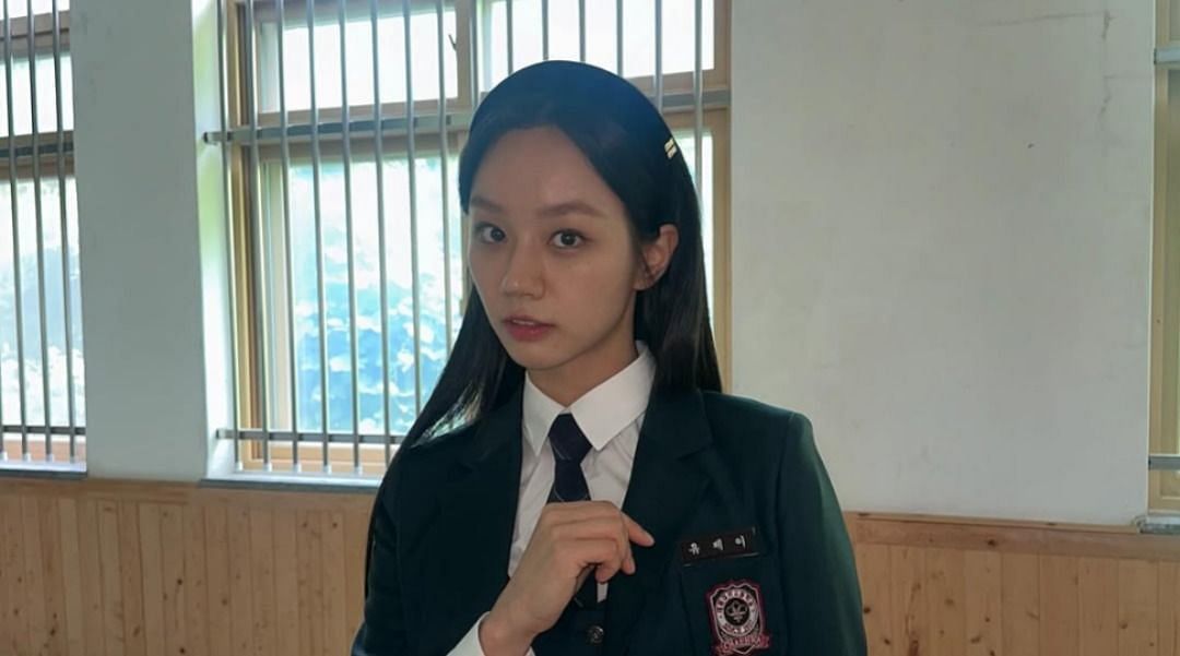  Lee Hyeri reveals purchasing luxury brands for her drama Friendly Rivalry  (Image via @hyeri_0609/Instagram)