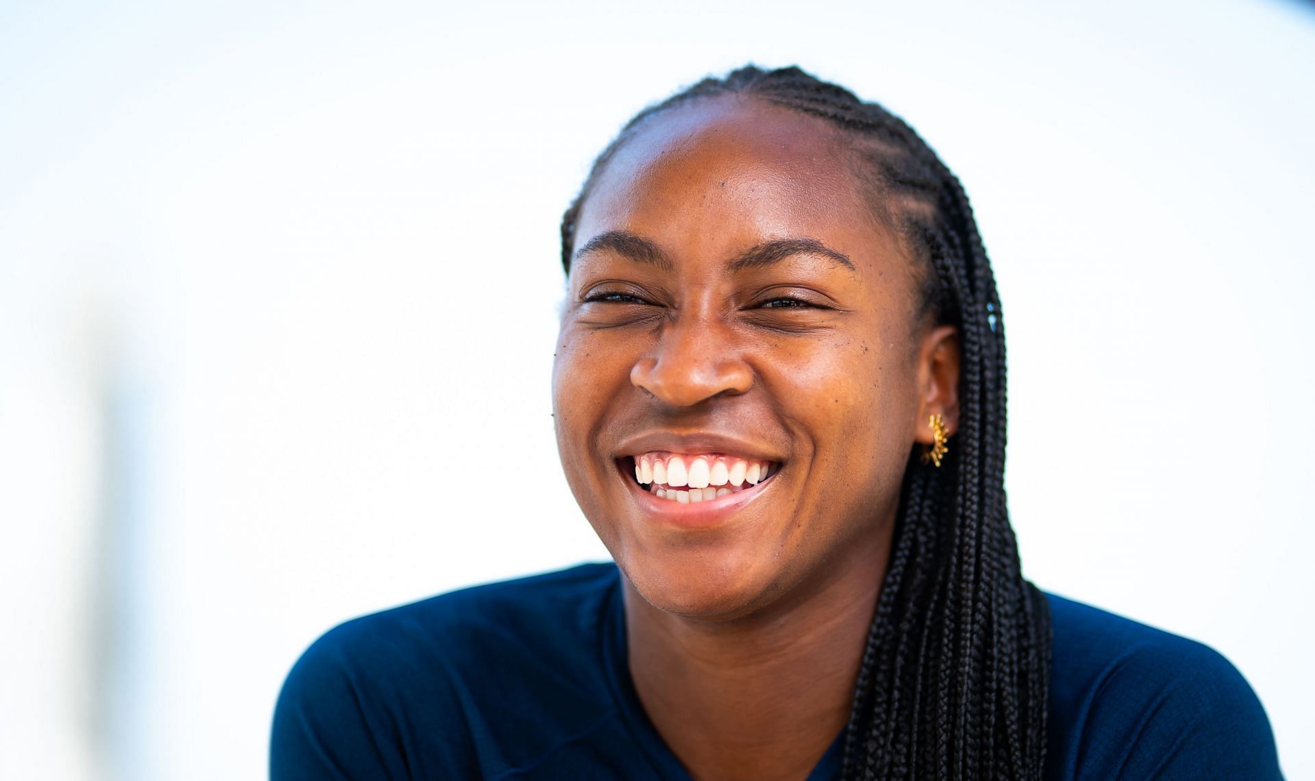 Coco Gauff interacts with the media ahead of her 2025 Dubai Duty Free Tennis Championships campaign (Source: Getty)