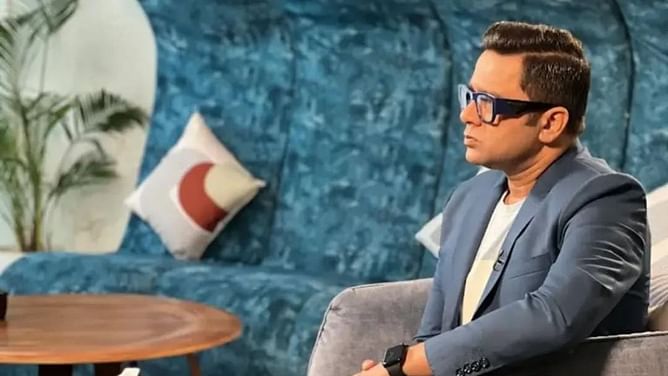 “I love you more than I love Sachin paji’s Straight-Drive” - Aakash Chopra’s romantic post for wife on Valentine’s Day 2025 [In Pictures]