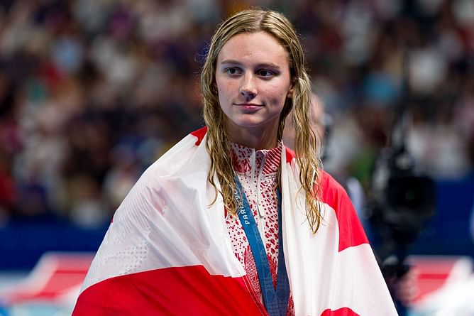 Summer McIntosh reacts as the Canadian ice hockey team win the 4 Nations Face-Off Championship