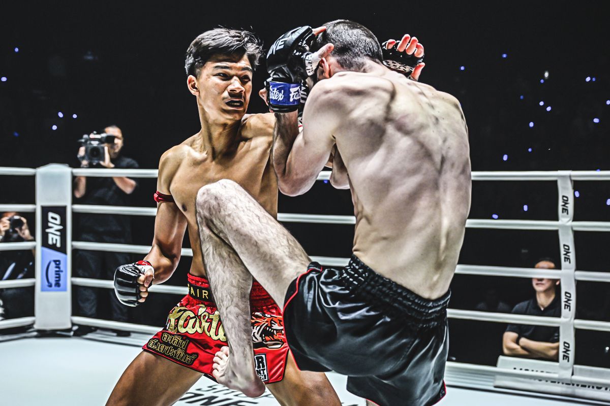 WATCH: Thai rising star Aliff Sor Dechapan’s clinical two-punch knockout Shamil Adukhov at ONE Fight Night 28